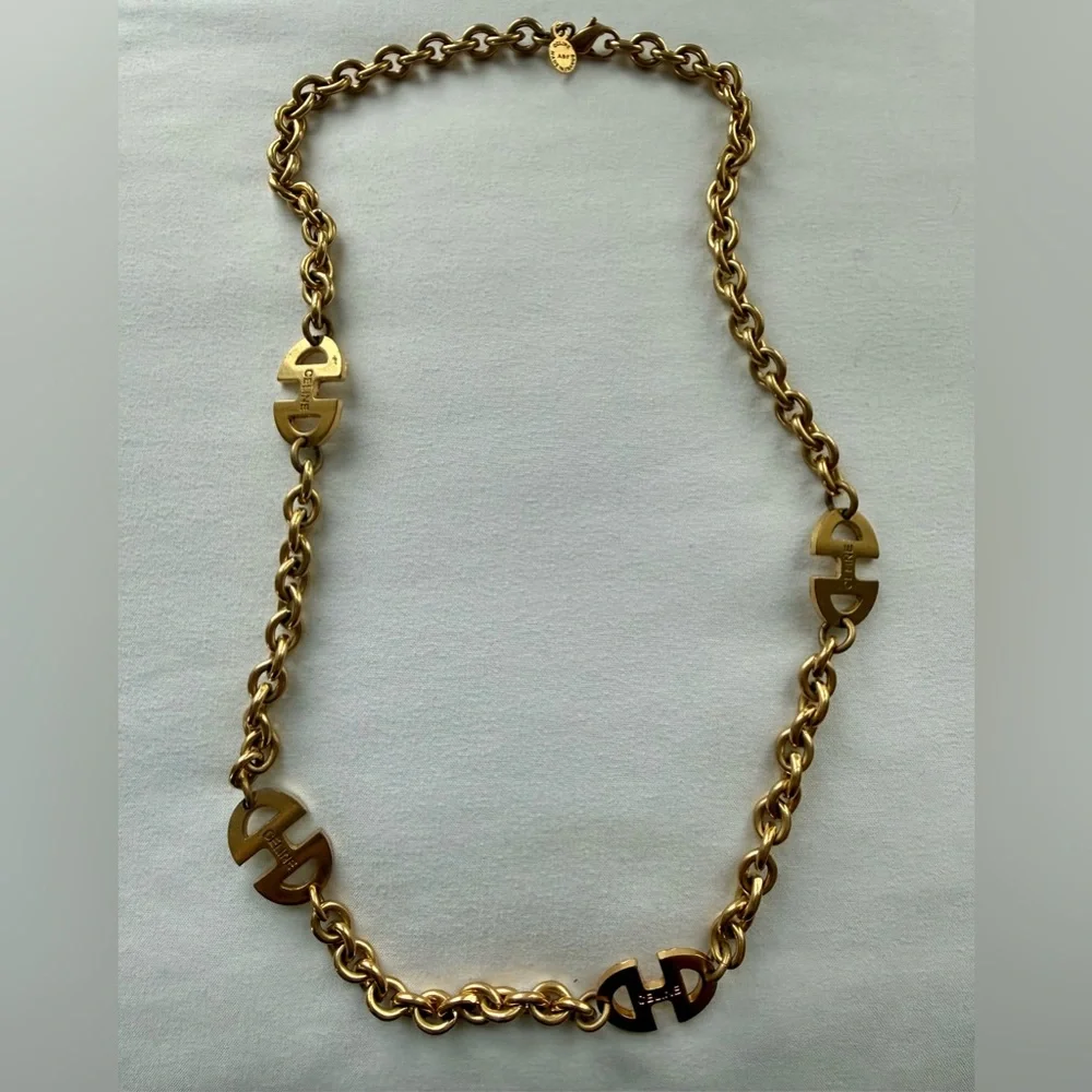 CELINE Maillon Triomphe Necklace - Picture 2 of 10